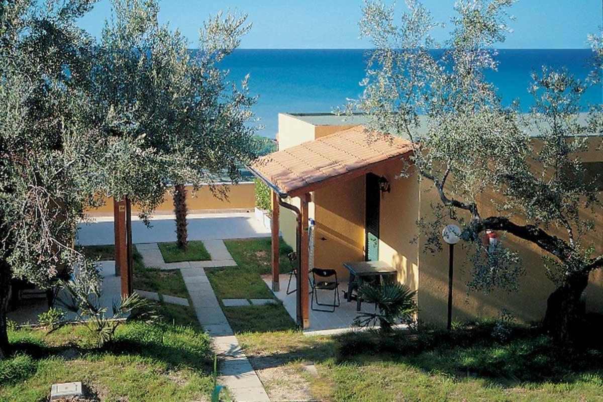 Hotel Apulia Europe Garden Eco&sport 4*